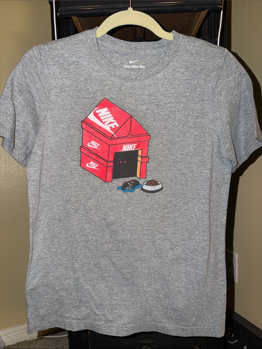 Nike Grey T-Shirt With Dog House on Front